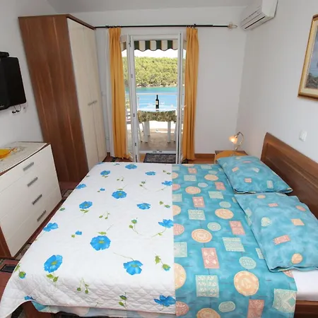 Jole Appartement Vrboska