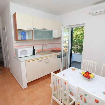 Apartment Jole *