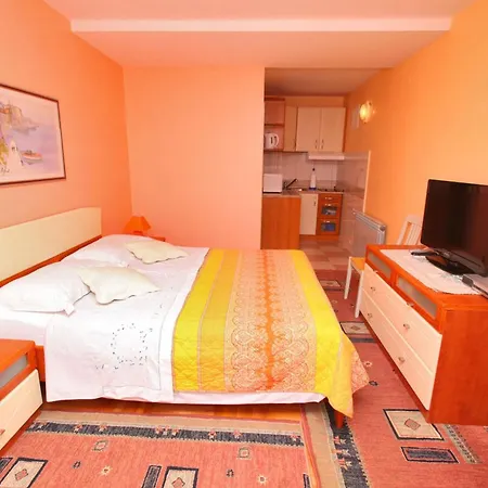 Jole Apartment