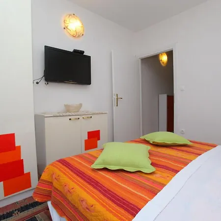 Apartment Jole *